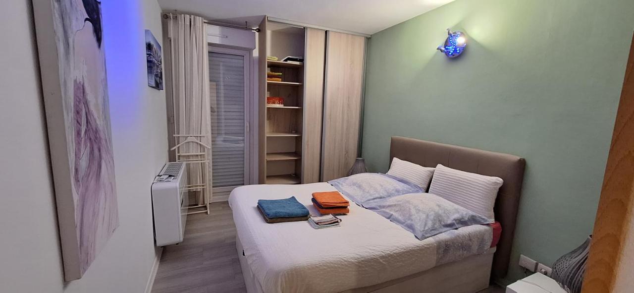 Avec Terrasse, Jardin Privatif Et Piscine A Apartment Cannes